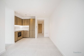 Tapestry Way, Greater London, London, E1
