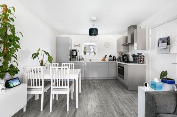 Plumtree Drive, Harlow, CM17
