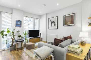 London Lane, Hackney, London, E8