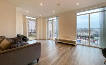 Lismore Boulevard, London, NW9