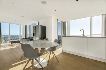 Devan Grove, Hackney, London, N4