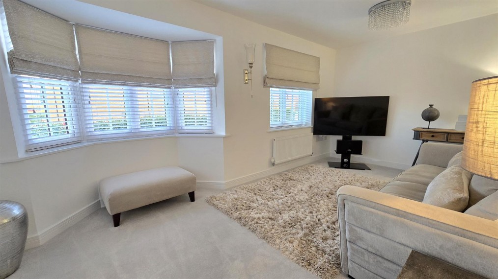 Kensington Drive, Hatton