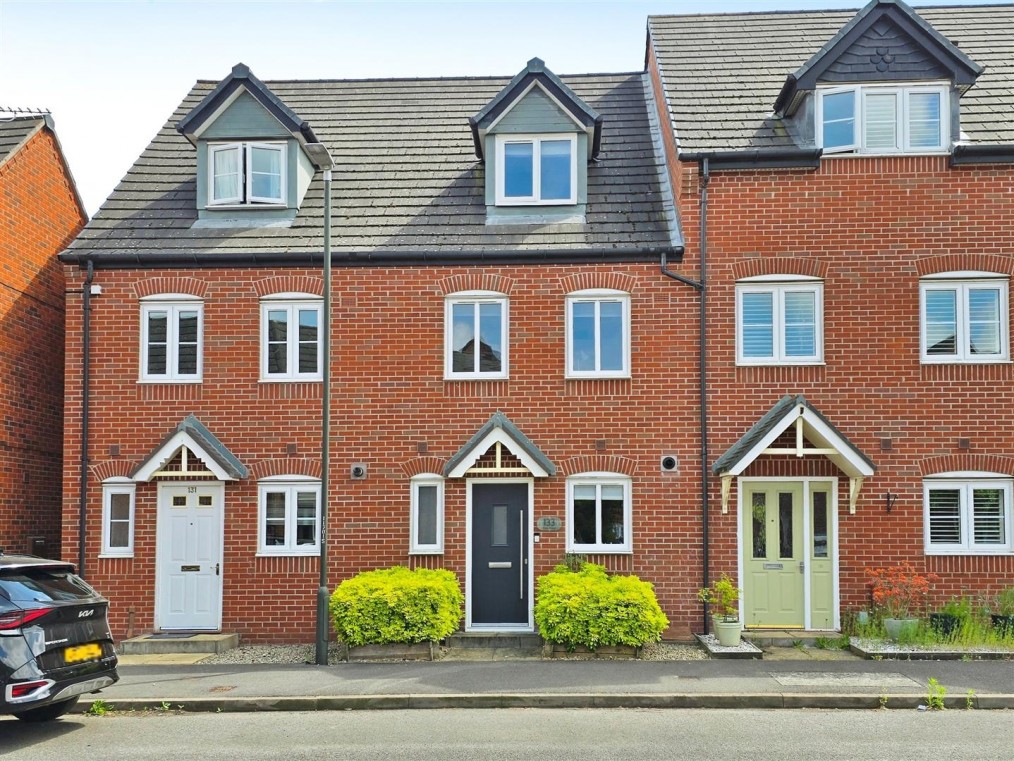 Foss Road, Hilton