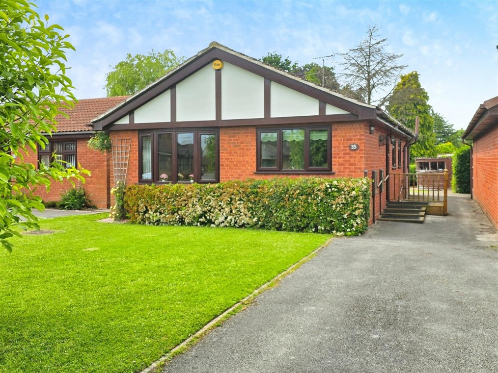 Castle View, Hatton, Derby