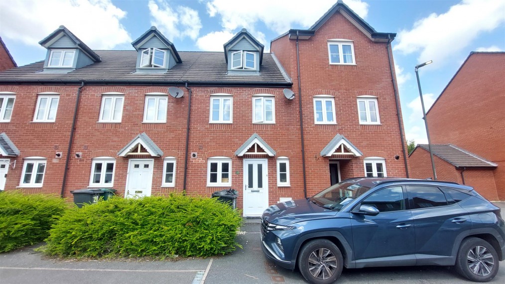 Dee Close, Hilton, Derby