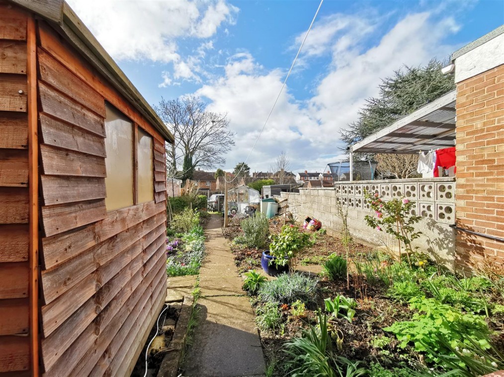 Holts Lane, Tutbury, Burton-On-Trent