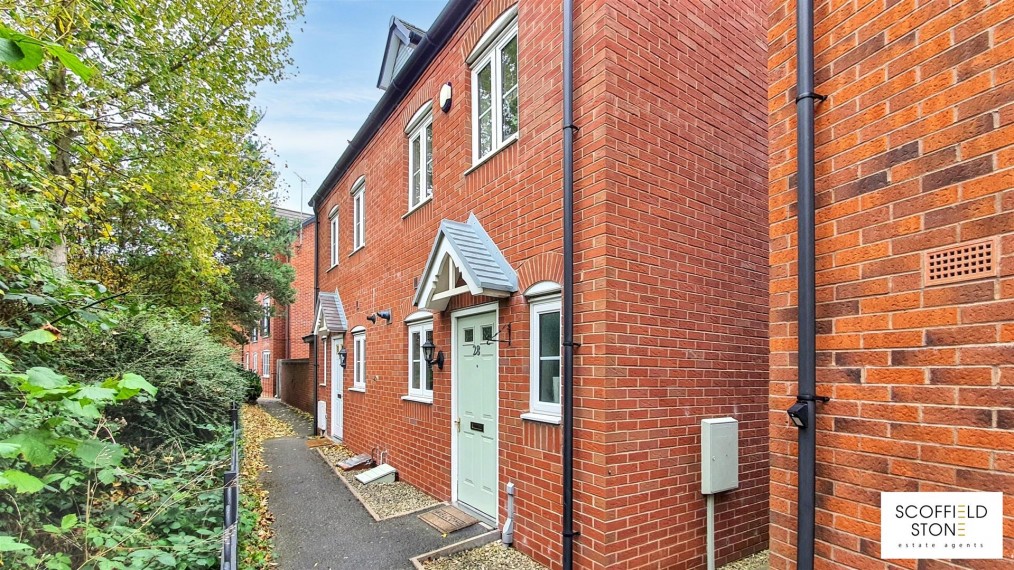Dee Close, Hilton, Derby