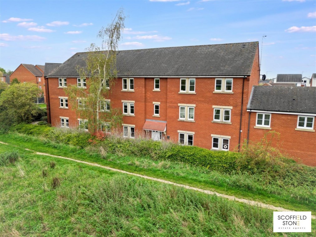 Wildhay Brook, Hilton
