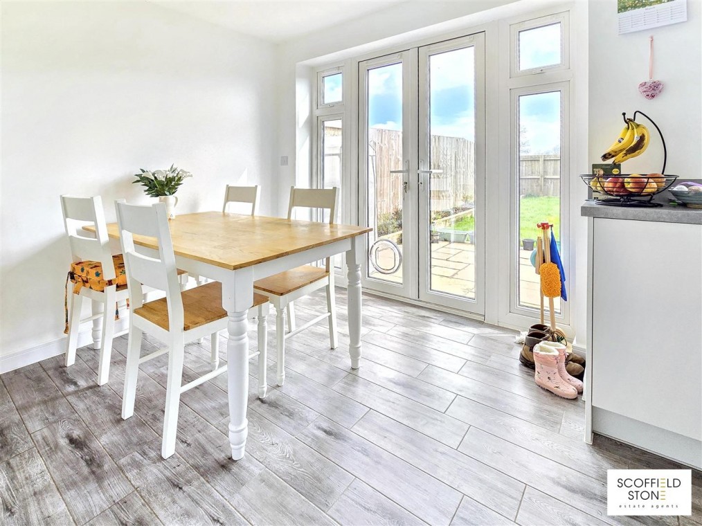 Wren Close, Hatton, Burton-On-Trent