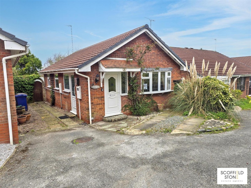 Chatsworth Drive, Tutbury, Burton-On-Trent