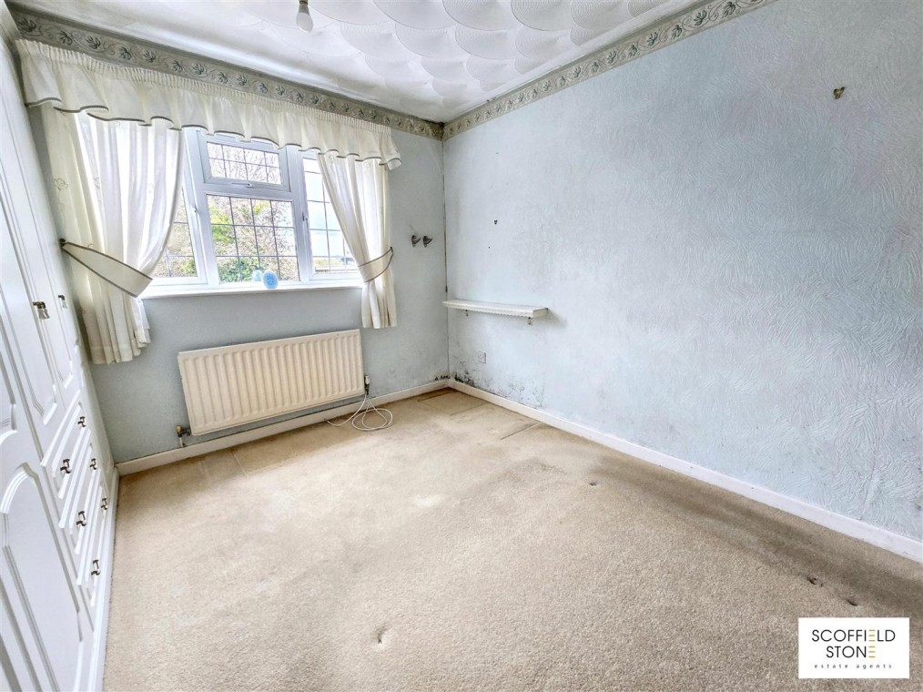 Chatsworth Drive, Tutbury, Burton-On-Trent
