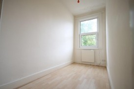 Barton Road, W14