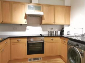 Prince Albert Court, TW16