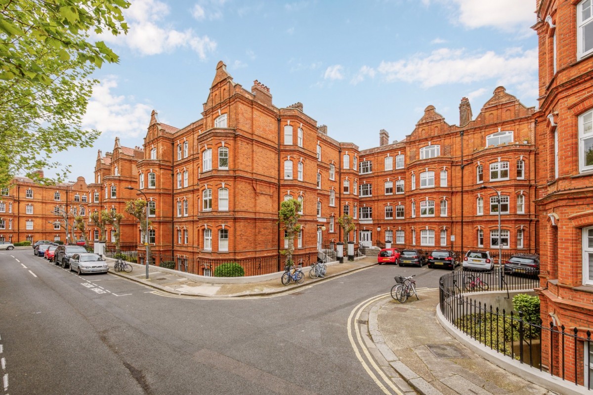 Queen's Club Gardens, London, Greater London, W14 Shaws Kensington