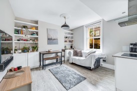 Queen's Club Gardens, W14