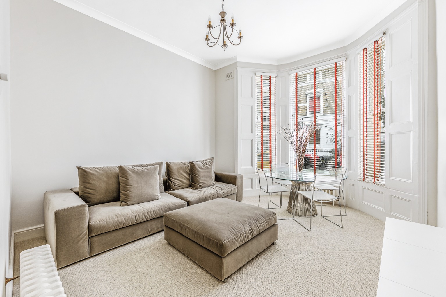 Barons Court Road, Raised Ground Floor Flat, London, Greater London, W14