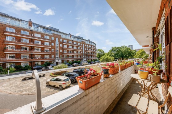 Gliddon Road, London, Greater London, W14