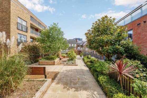 Elbe Street, London, Greater London, SW6