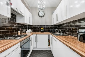 Vereker Road, W14