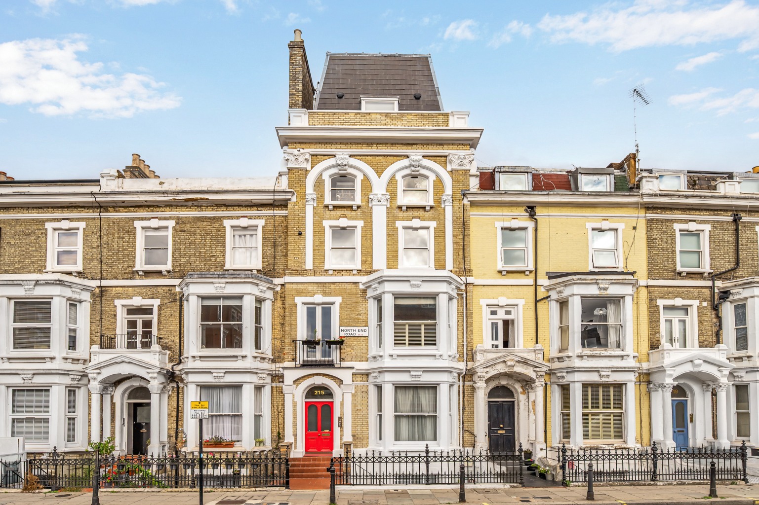 North End Road, London, Greater London, W14