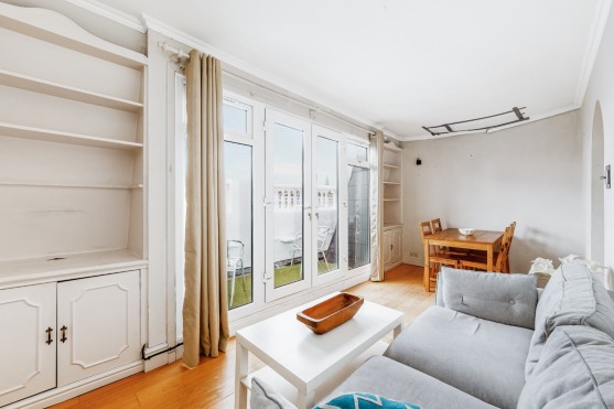 Fairholme Road, London, Greater London, W14