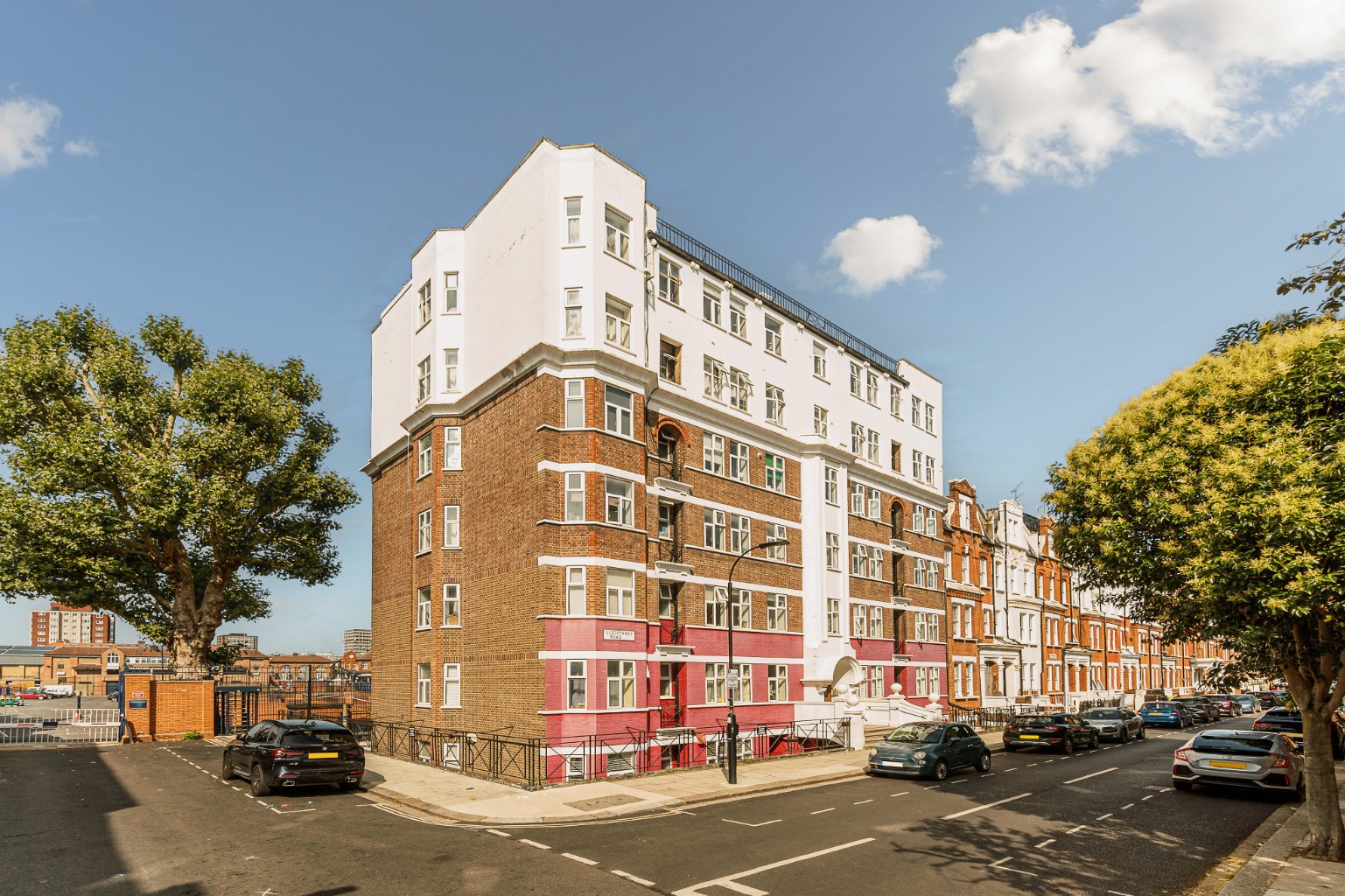 Barons Court Mansions, Gledstanes Road, London, Greater London, W14 9HZ