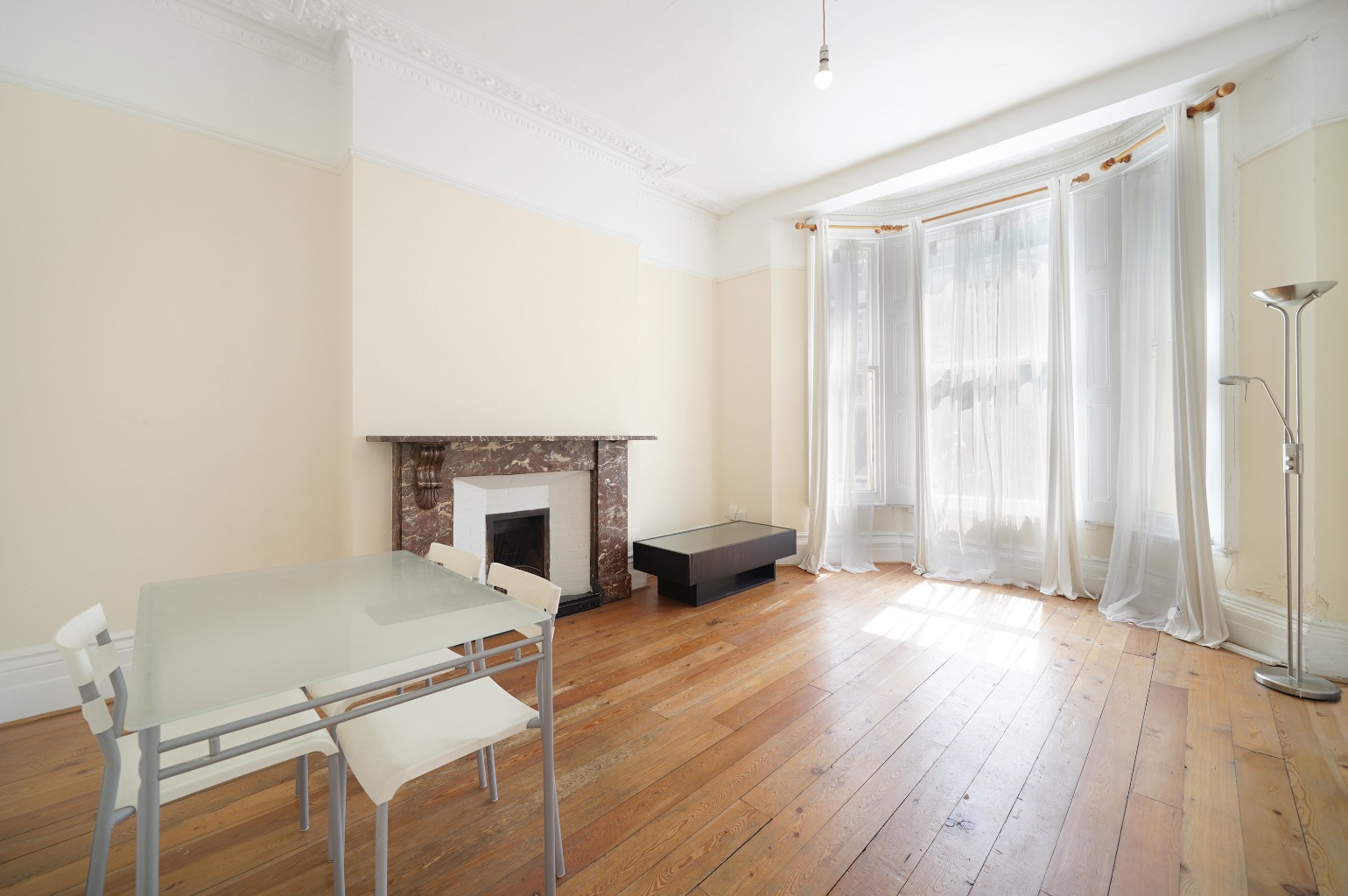 Barons Court Road, W14