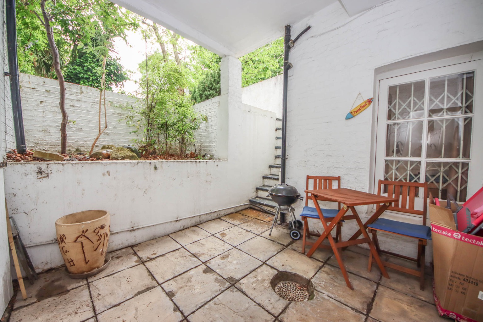 Gwendwr Road, London, W14