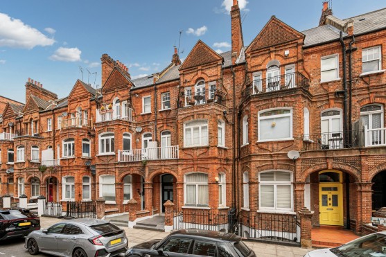 70 Comeragh Road, London, W14