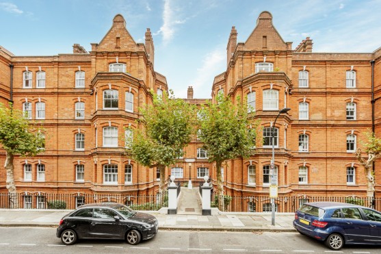Queen's Club Gardens, London, W14