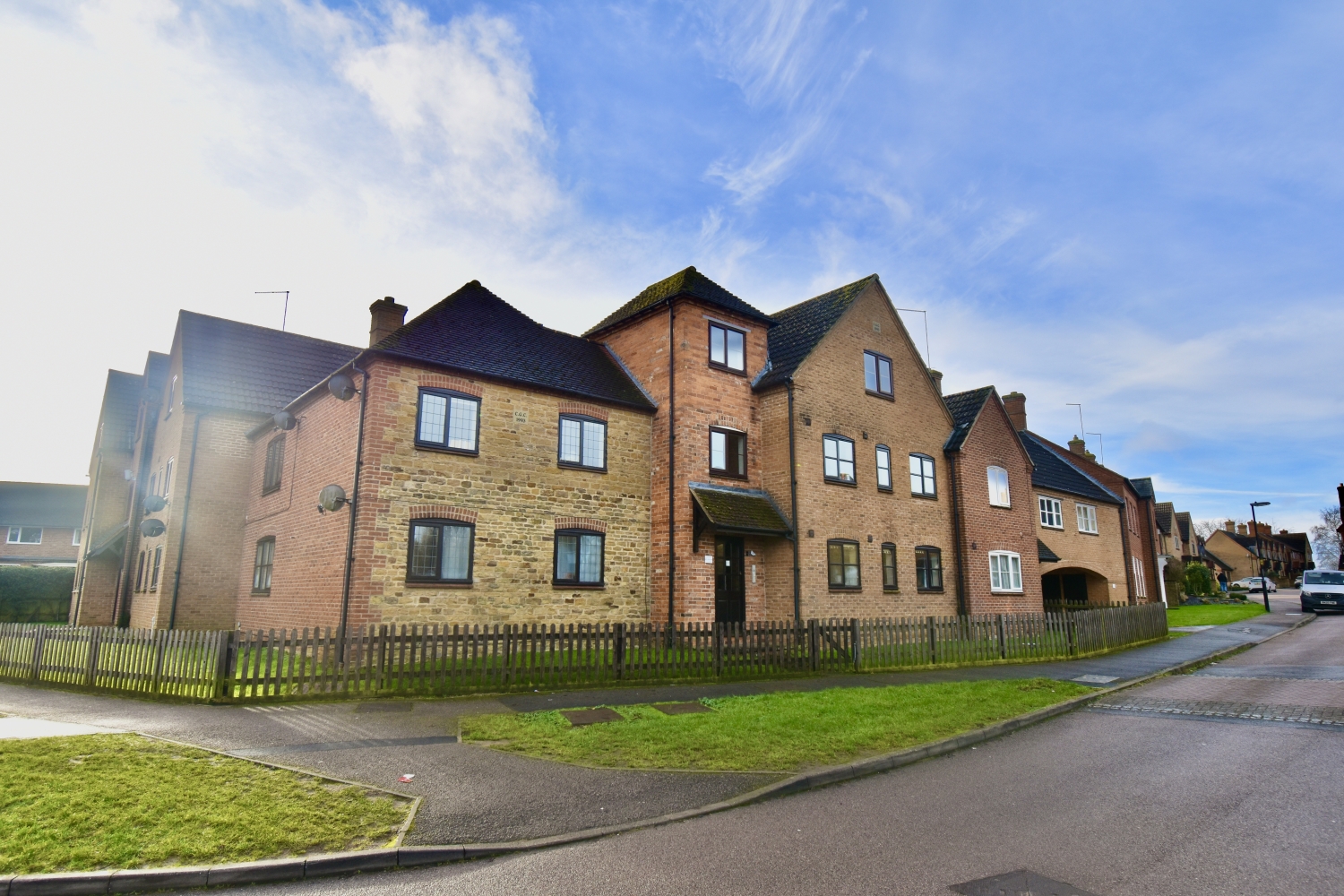 Lunchfield Lane, Moulton, Northampton NN3 7AB