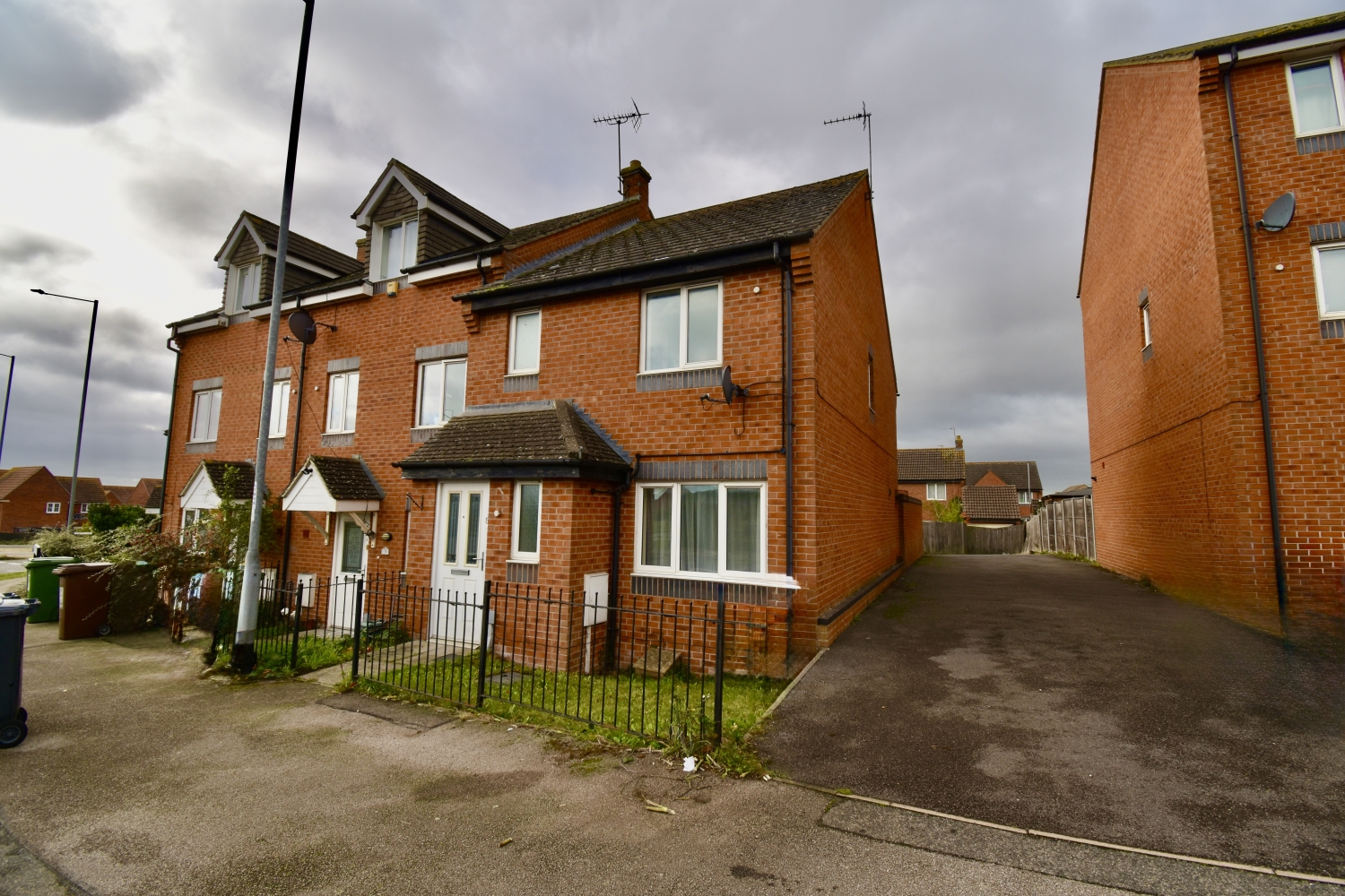 Rochester Road, Corby, Northamptonshire NN18 8PN