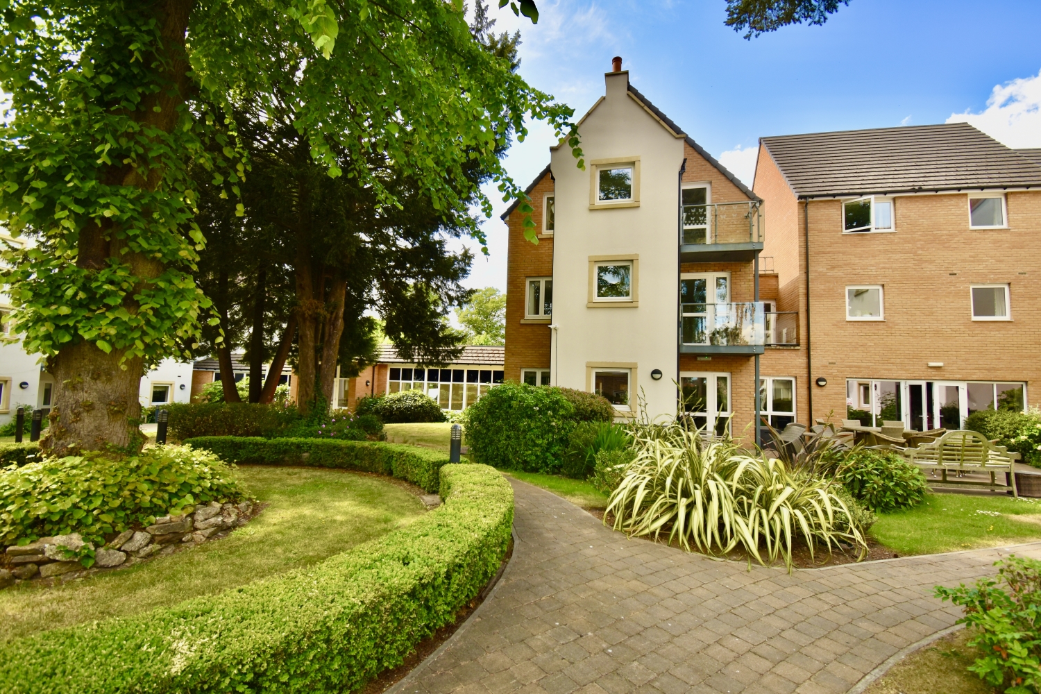 Wardington Court, Northampton NN2 8FR