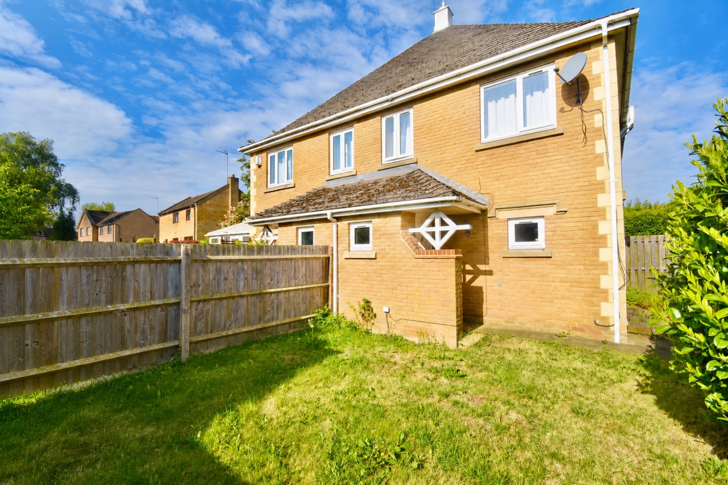 Northfield Green, Northamptonshire NN6 8BJ