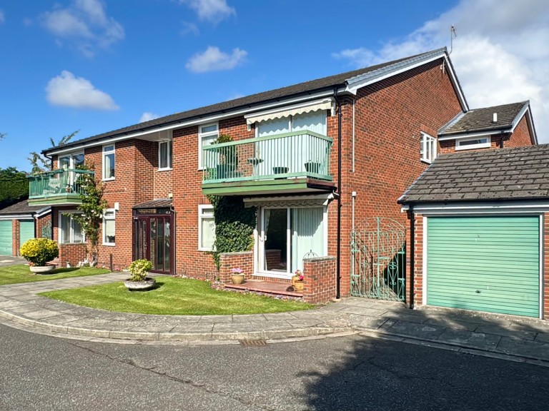 Byron Close, Formby, Merseyside