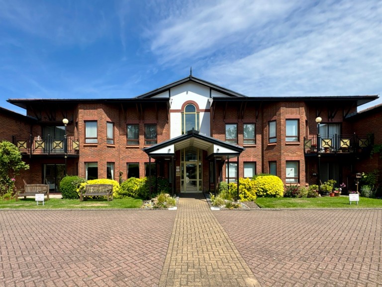 Three Tuns Lane, Formby, Merseyside