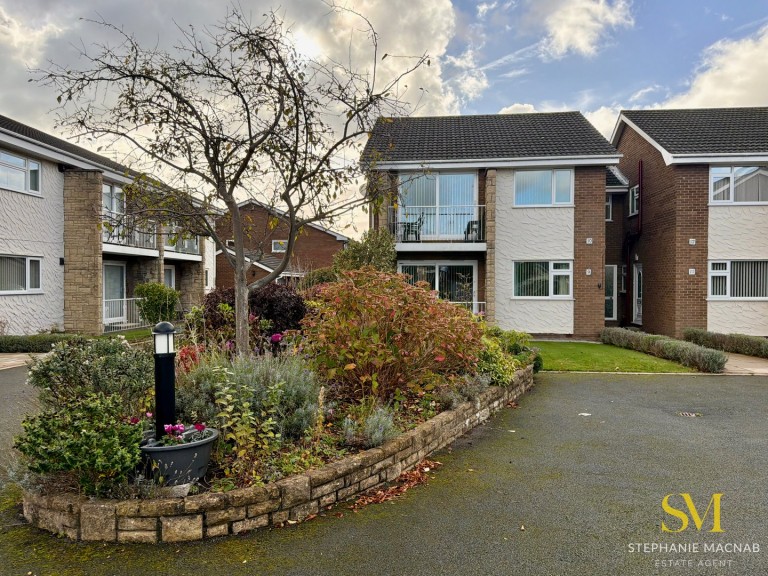 Phillips Lane, Formby, Merseyside