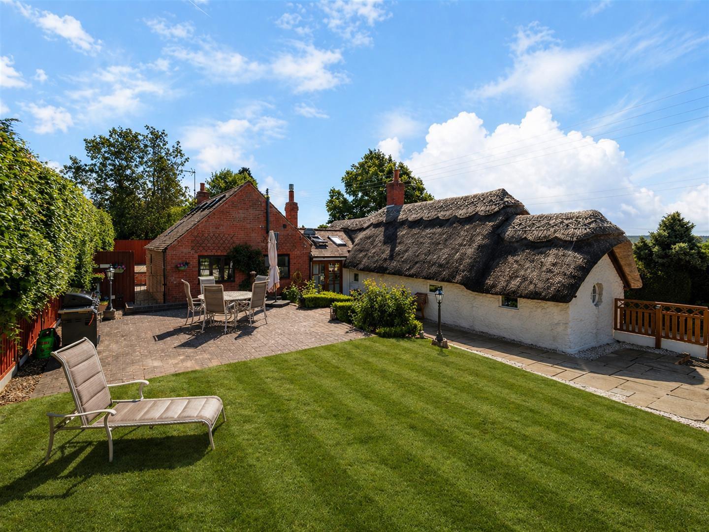 The Thatch, Henley-In-Arden, B95
