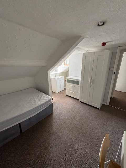 North Road East 19, Plymouth