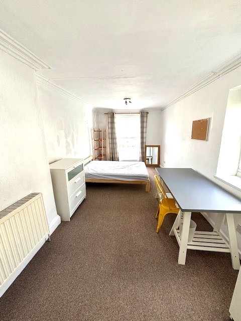 North Road East, PLYMOUTH