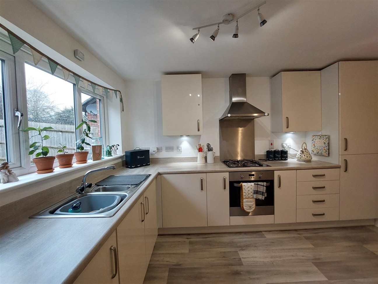 11 Ash Crescent, Manor Chase, Tutshill