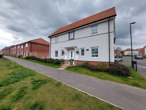 Buzzard Row, Newent