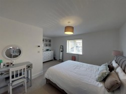 Hewins Place, Willersey Broadway