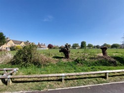 Hewins Place, Willersey Broadway