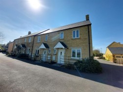 Hewins Place, Willersey Broadway