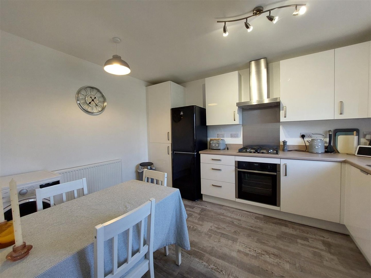 Hewins Place, Willersey Broadway
