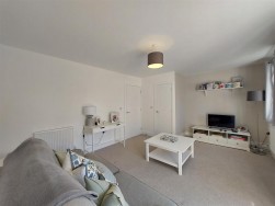Hewins Place, Willersey Broadway