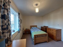 School Close, Over Old Road, Hartpury