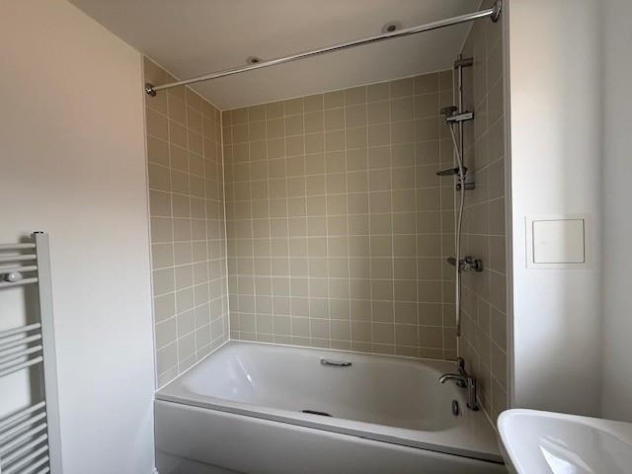 Boundary Place, Johnstone Close, Staunton