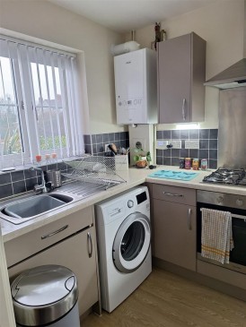8 Reynolds Close, Wotton-Under-Edge - shared ownership